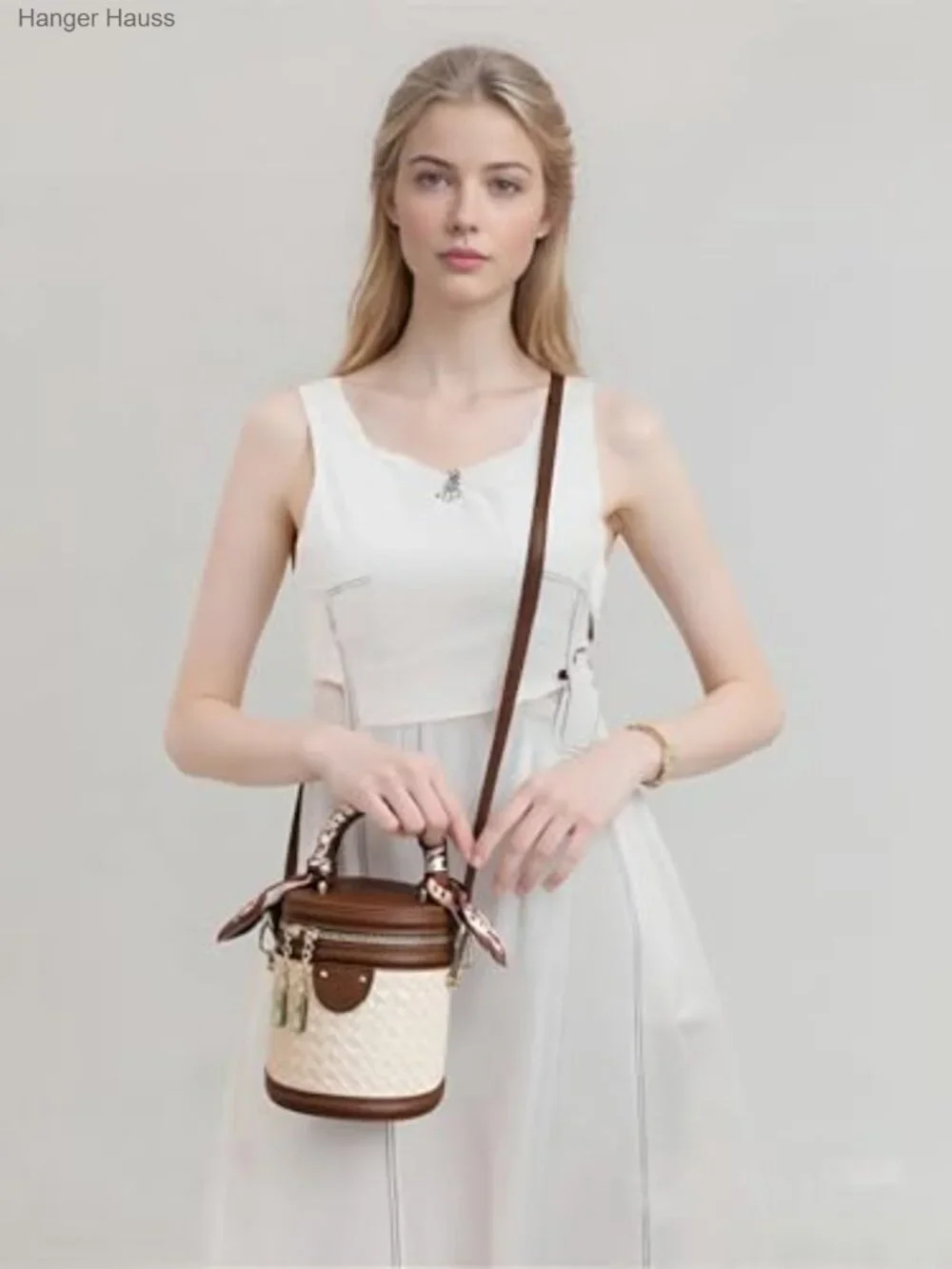 Mini Bucket Crossbody Bag Vegan Leather Woven Handbag Purse Adjustable Strap
